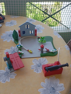 Playmobil fire station used, pack