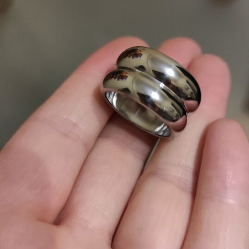 Silver ring new stainless steel size 9 with linked bands design