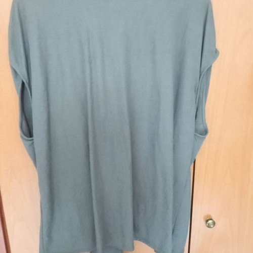 Zara khaki top with front tie, V neckline, new viscose