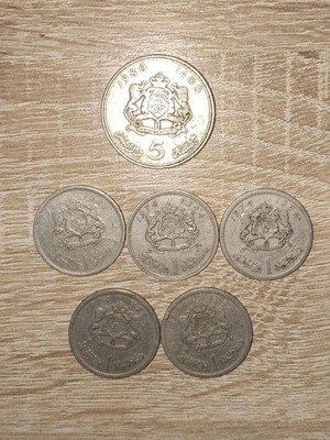 Morocco coins used, 5 pcs 1 Dirham and 1 pc 5 Dirham