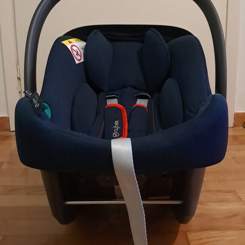 Cybex Aton B2 i-Size Baby Car Seat like new with free mirror