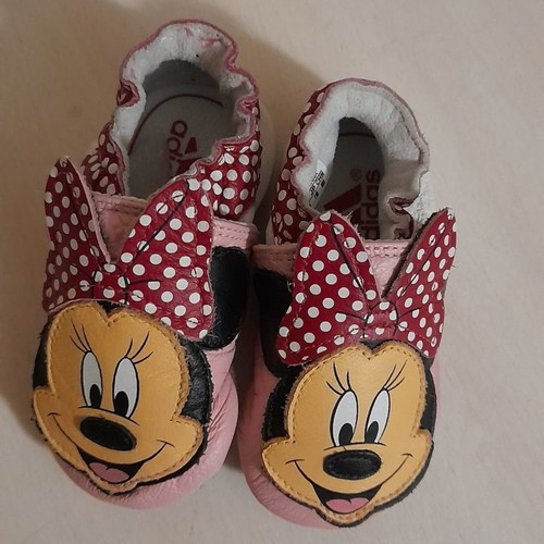 Adidas leather baby shoes used No 18 Disney