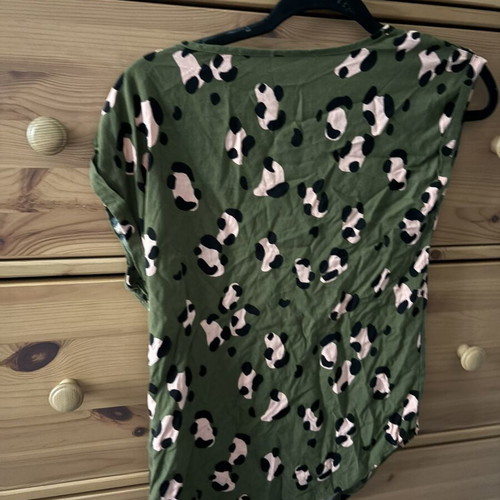 Top size M like new, colorful