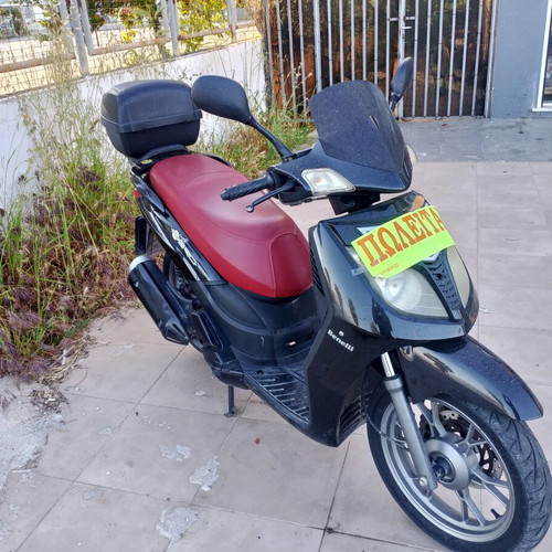 Benelli Adiva 150 Scooter 2011 like new, 21,800 km, silver