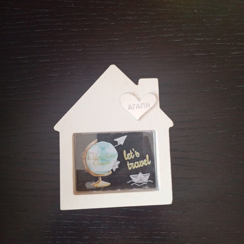 Wooden decorative house magnet used, travel theme