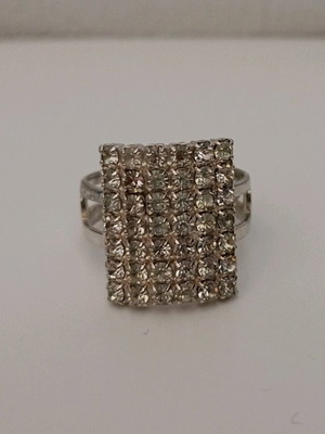 Ring used in good condition