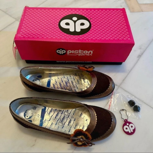 Piston brown/bronze ballerinas size 37 like new, low heel