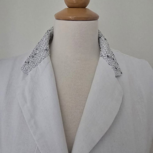 Women's vintage white vest XL used