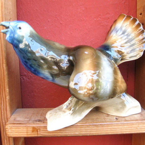 DUX porcelain bird like new with rich colors