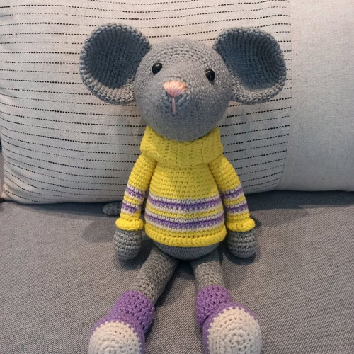 Handmade knitted mouse doll new 13 cm