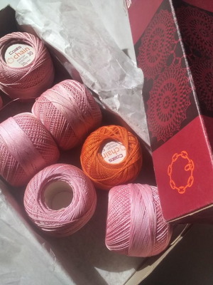 Crochet thread balls for lace knitting with hook, set of 7