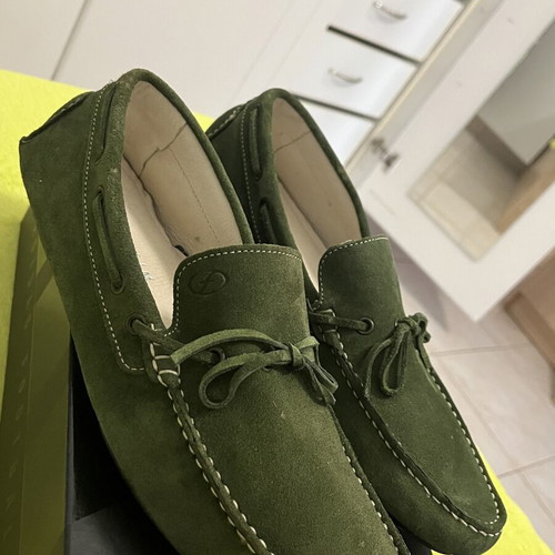 Green suede loafers size 42, new