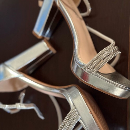 CHC Shoes Silver Sandals with Strass Size 40 Like New