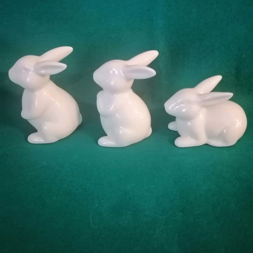 Porcelain bunnies like new, set of 3 from VMF