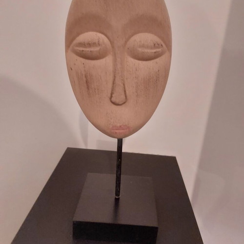 Wooden decorative sculpture