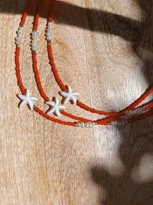 Κολιέ κόκκινο χειροποίητο με αστερία, μαργαριτάρια και αιματίτη καινούργιο