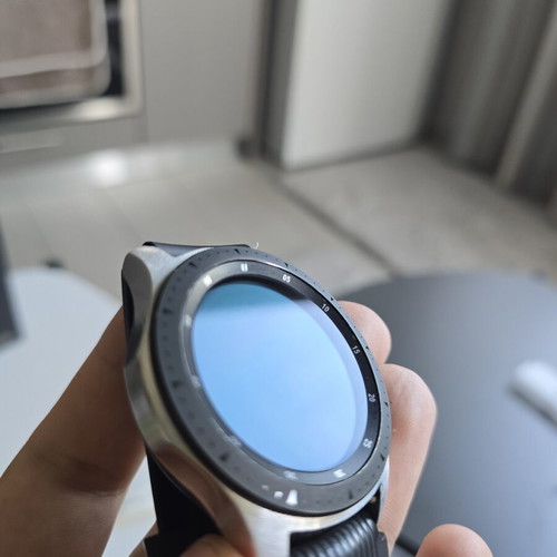 Samsung Galaxy Watch 46mm Bluetooth like new with box and accessories
