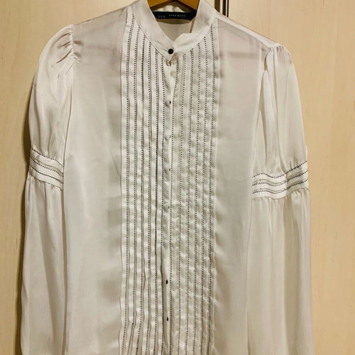 Zara satin shirt like new with embroidery and mao collar