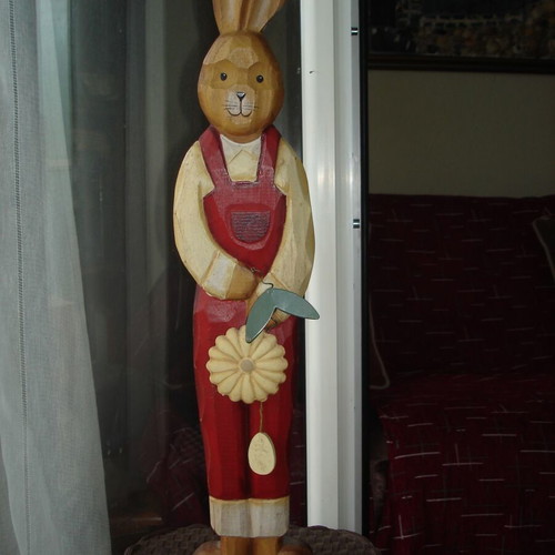 Wooden decorative bunny like new, 62cm height
