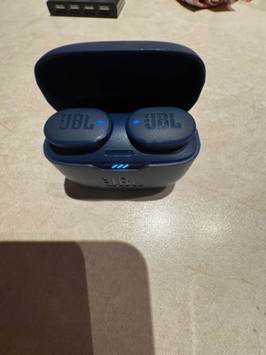 JBL Tune Buds 2 ακουστικά Bluetooth In Ear σαν καινούργια, αδιάβροχα