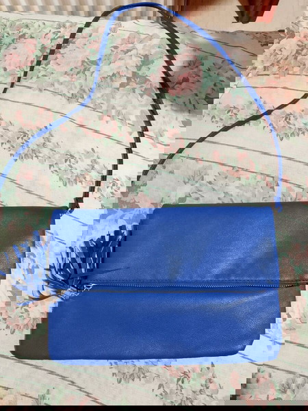 Чанта за кръстосано тяло
