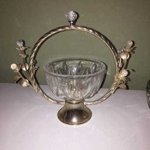 Crystal decorative piece very beautiful
