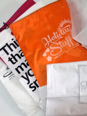 Canvas bags set like new, 30 pieces assorted sizes and colors