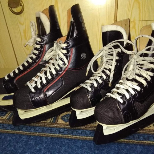 ACE ice skates used, two pairs size 38 and 43