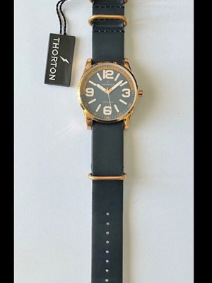 Thorton 9004151 watch like new with blue leather strap
