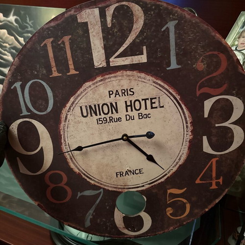 Retro decorative wall clock Paris Union Hotel like new