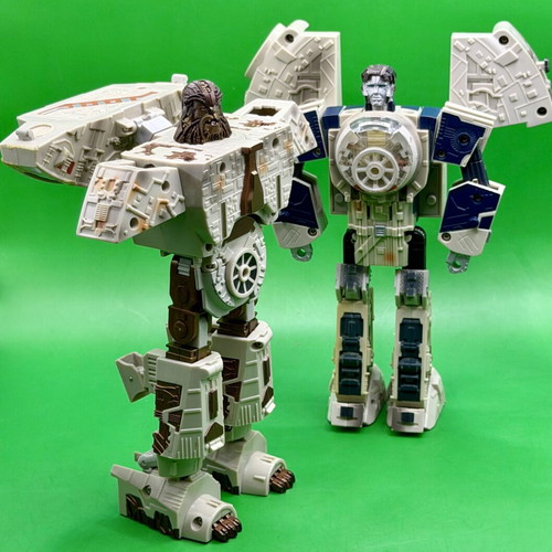 Star Wars Millennium Falcon Transformers - Hasbro