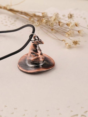 Harry Potter Sorting Hat Necklace like new, vintage bronze finish