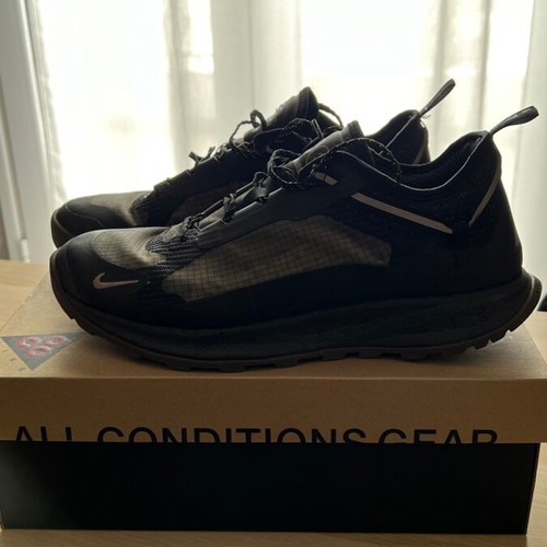 Nike Air Nasu 2 Trail Sneakers like new, All Condition Gear