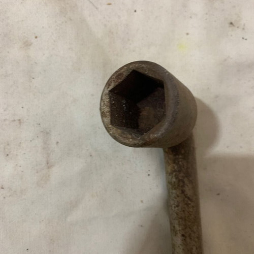 Bolt wrench 25mm used key for bolts