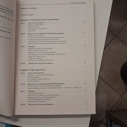 Das Oberstufenbuch like new, German language book