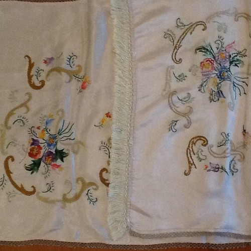 Embroidery used, vintage silk set of 10 pieces