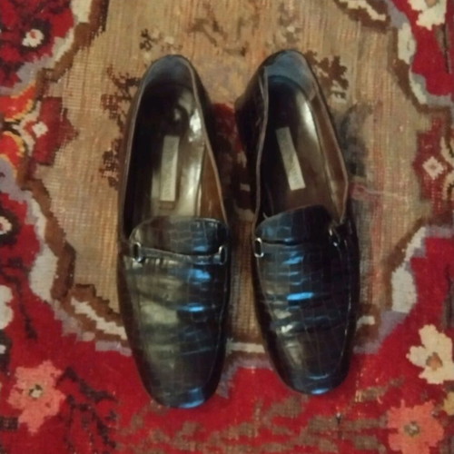 Emporio Armani brown leather shoes used size 40