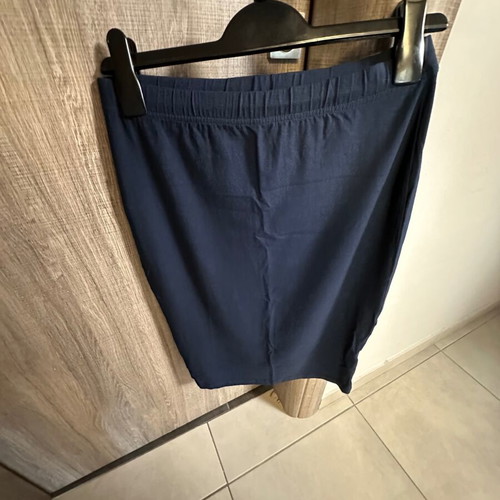 Skirts like new in sizes S and M