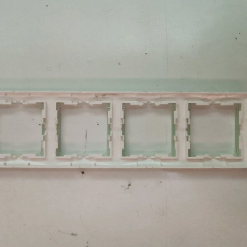 Legrand Valena quadruple frame white like new