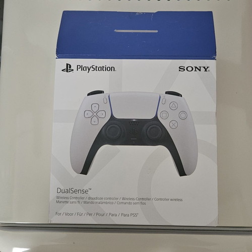 Sony DualSense PS5 wireless controller new, white