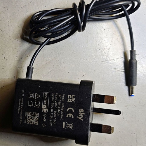 Sky Stream Puck IP061-EF-ANT used TV streaming box