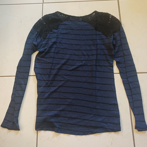 Zara women's long-sleeve blouse used, black and blue, size S