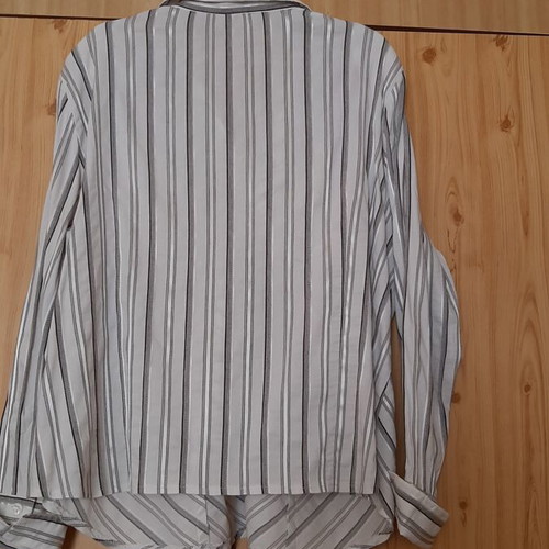 Dina women's white shirt with grey stripes like new, size XXXL