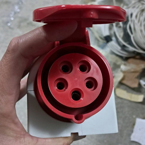 Industrial socket 32A 6h 3P+N+E type 125 new