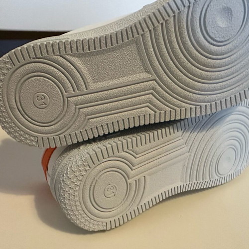 Sneakers new size 31, white with orange details, athletic style