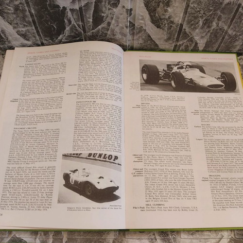 Guinness Book Of Records 1974 like new collectible book