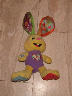 Λούτρινο λαγουδάκι με ήχους της Fisher Price μεταχειρισμένο