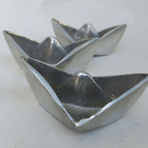 Decorative boat set like new, aluminum cast, 3 pieces