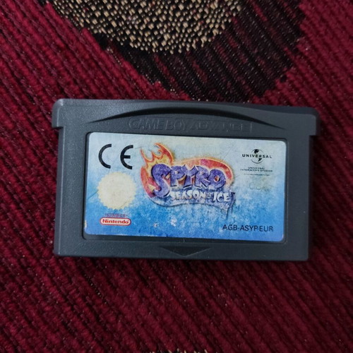 Spyro Season of Ice Game Boy Advance used