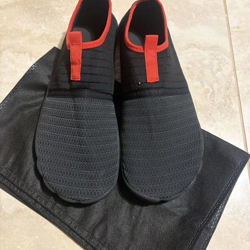 Crivt water shoes size 43, black and red